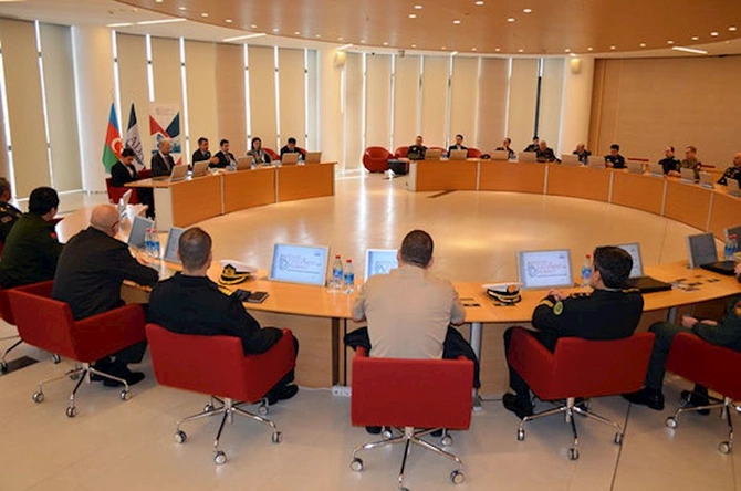 Azərbaycandakı hərbi atteşelər ADA Universitetində olublar — FOTO