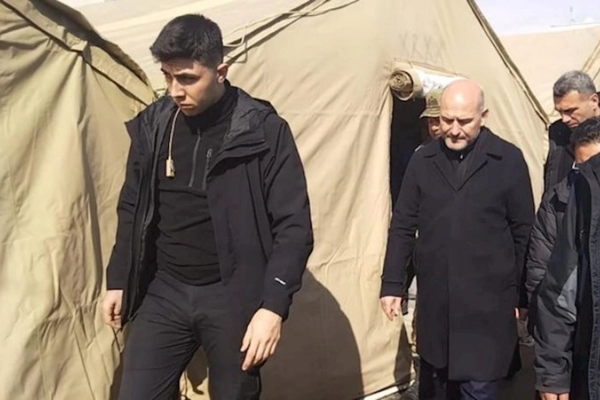 Süleyman Soylu Kahramanmaraşda Azərbaycanın xilasedicilərinin qaldığı əraziyə gəlib