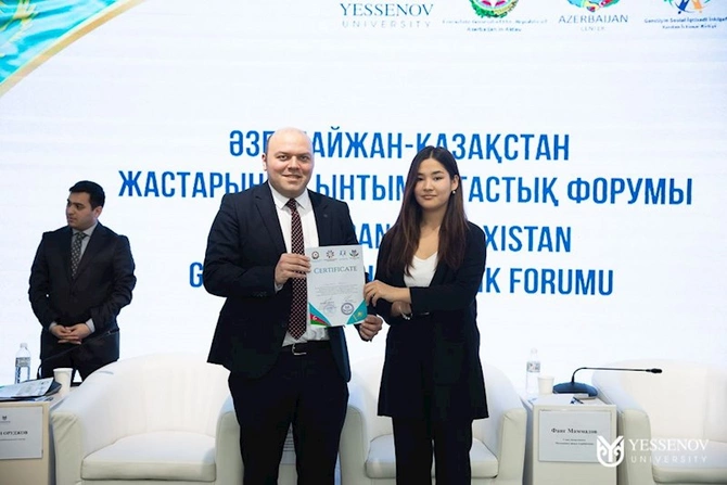 Aktau şəhərində Azərbaycan - Qazaxıstan gənclərinin həmrəylik forumu keçirilib — FOTOLAR Aktau şəhərində Azərbaycan - Qazaxıstan gənclərinin həmrəylik forumu keçirilib — FOTOLAR