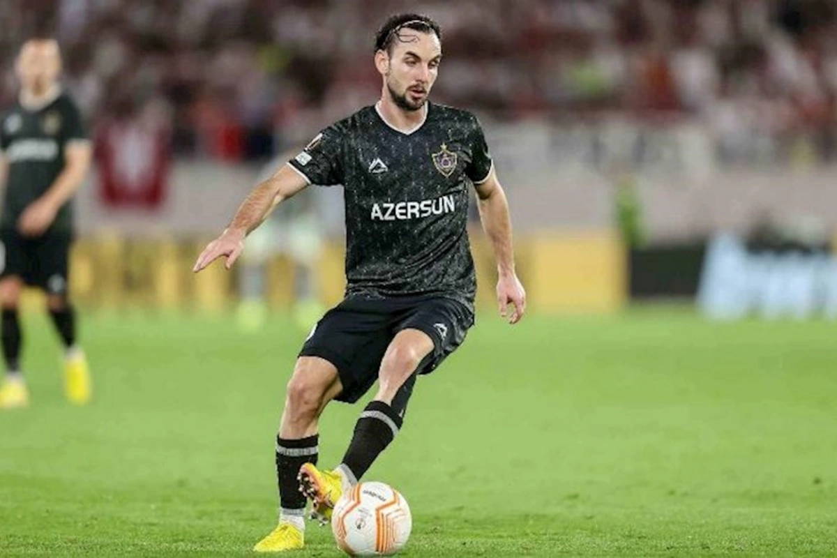 Yankoviç “Qarabağ”da qalacaq
