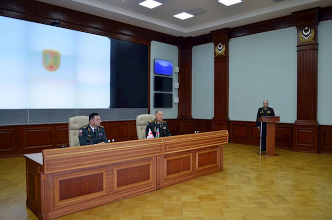 Kərim Vəliyev Bakıda gürcüstanlı general-mayor ilə görüşdü — FOTO/VİDEO