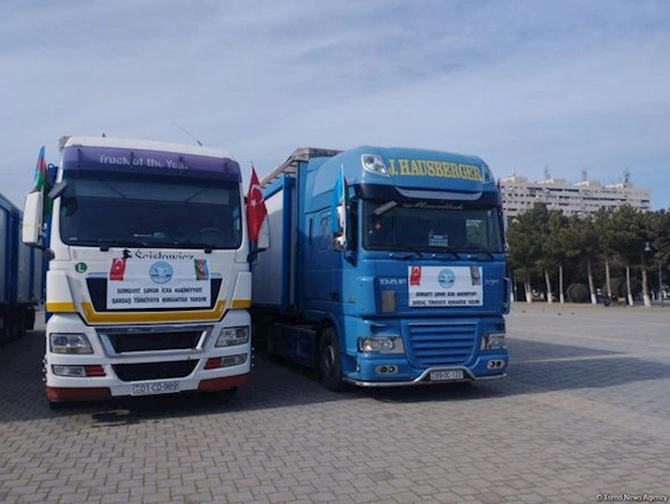 Daha yeddi ədəd modul tipli ev Türkiyəyə yola salınıb — FOTO