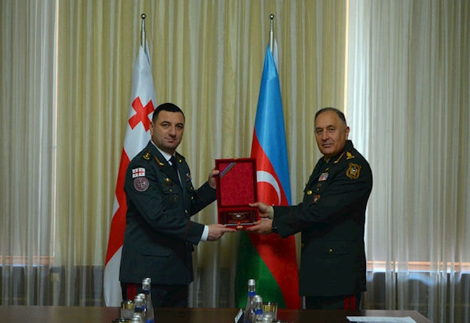 Kərim Vəliyev Bakıda gürcüstanlı general-mayor ilə görüşdü — FOTO/VİDEO