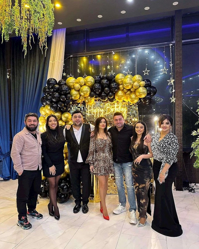 Atasının ölümündən sonra həmin paylaşımları sildi — FOTO