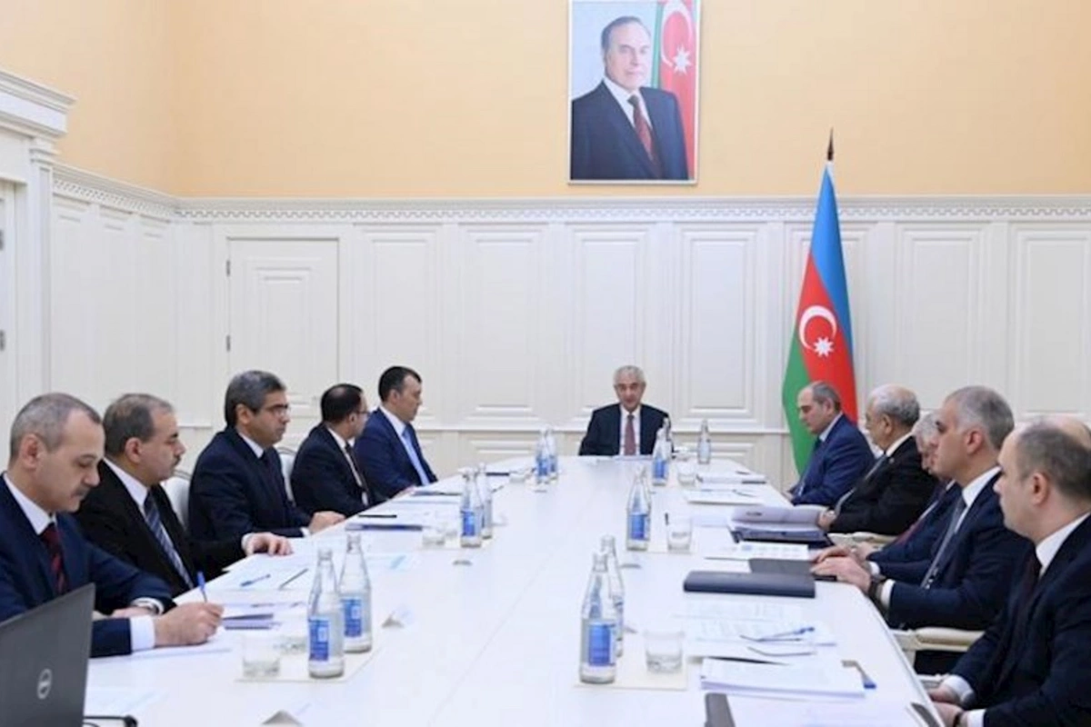 Əmək Münasibətlərinin Tənzimlənməsi və Koordinasiyası Komissiyasının növbəti iclası keçirilib