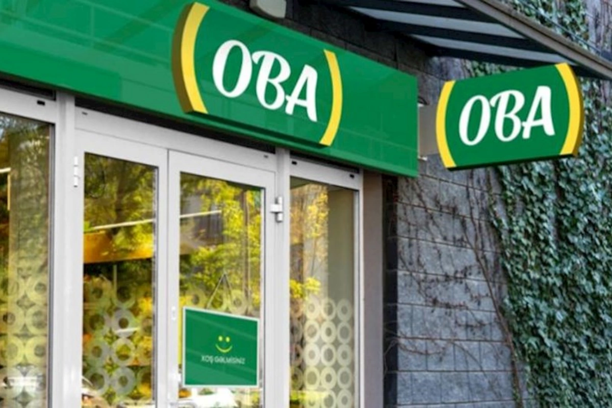 “Oba” marketdə DAVA: Satıcını döydülər