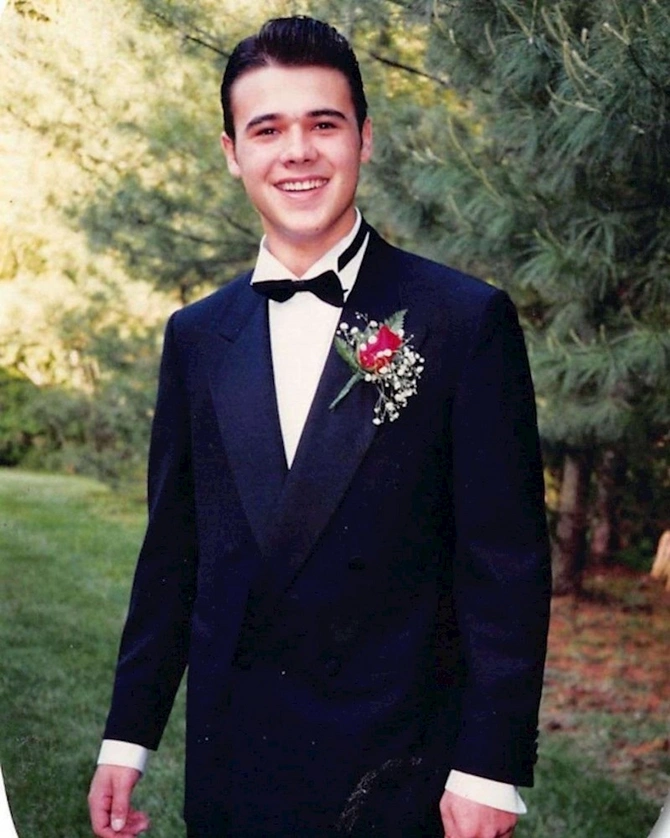 Emin Ağalarov 26 il əvvəl — FOTO Emin Ağalarov 26 il əvvəl — FOTO