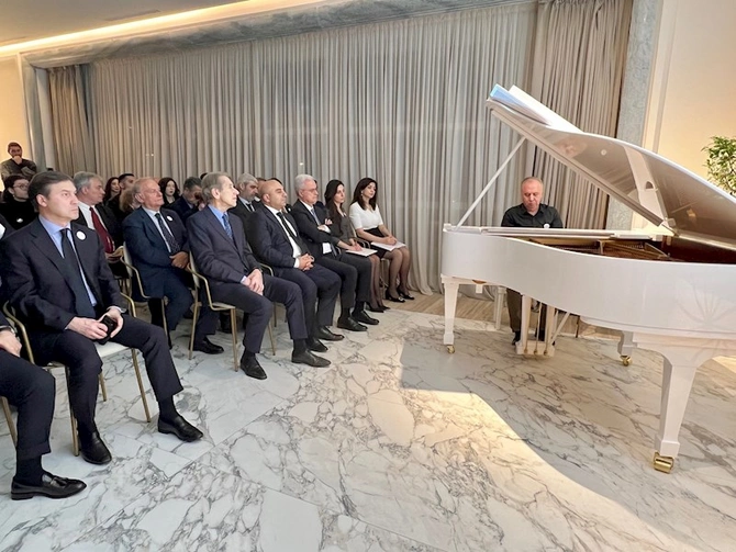 Heydər Əliyev Fondunun təşkilatçılığı ilə Romada Xocalı ilə bağlı tədbir — FOTOLAR