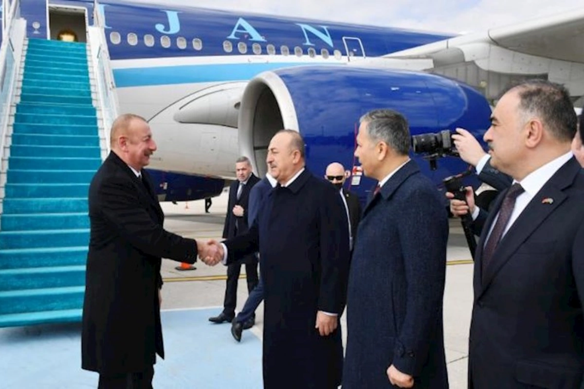 Prezident İlham Əliyev Türkiyəyə işgüzar səfərə gedib
