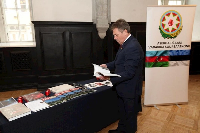 Estoniyada Xocalı soyqırımının ildönümü ilə bağlı anım tədbiri keçirildi — FOTOLAR Estoniyada Xocalı soyqırımının ildönümü ilə bağlı anım tədbiri keçirildi — FOTOLAR