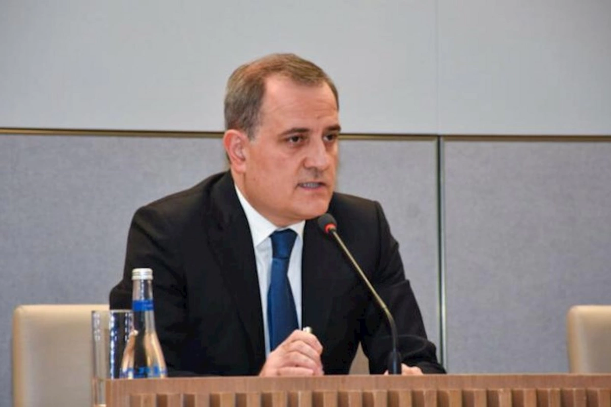 Ceyhun Bayramov Brüsselə getdi