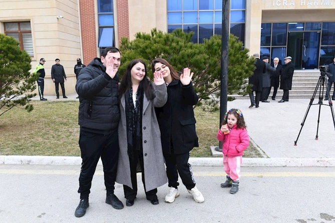 Daha 10 ailə doğma yurda köçürüldü — FOTOLAR Daha 10 ailə doğma yurda köçürüldü — FOTOLAR