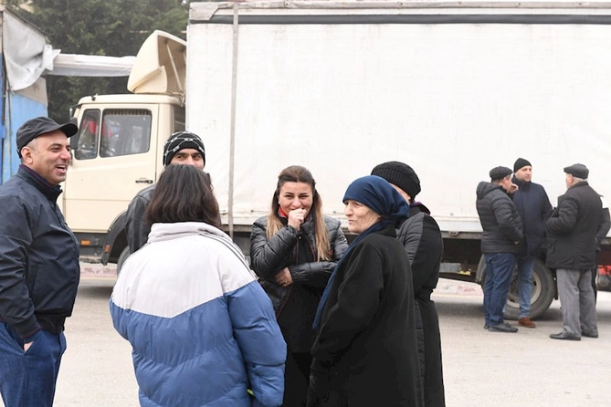 Daha 10 ailə doğma yurda köçürüldü — FOTOLAR Daha 10 ailə doğma yurda köçürüldü — FOTOLAR