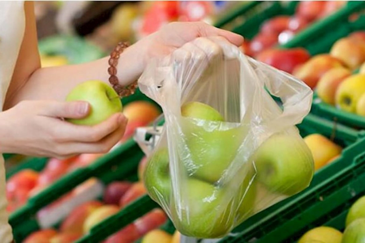 Marketlərdə bu tarixdən polietilen torbalar pullu olacaq