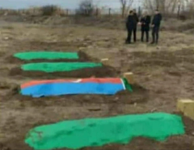 Bərdədə yol qəzasında həlak olan ata, ana və iki övladı dəfn olunub — FOTO