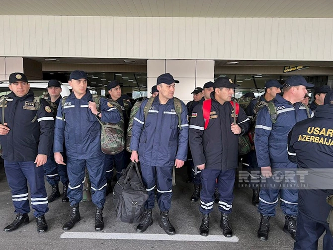Prezidentin tapşırığı ilə Azərbaycanın xilasetmə qrupu Türkiyəyə çatıb — YENİLƏNİB (FOTO)