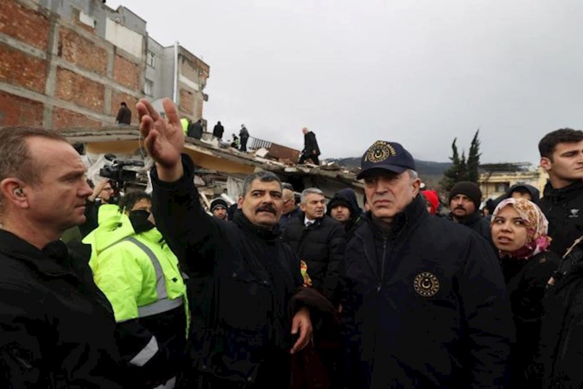 Türkiyənin müdafiə naziri Hataya gedib