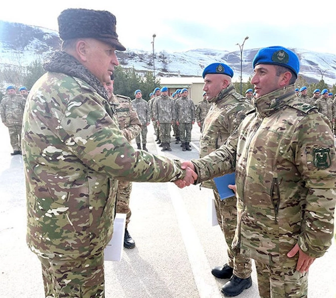 Baş Qərargah rəisi hərbi hissələrin intensiv döyüş hazırlığını yoxlayıb — FOTO