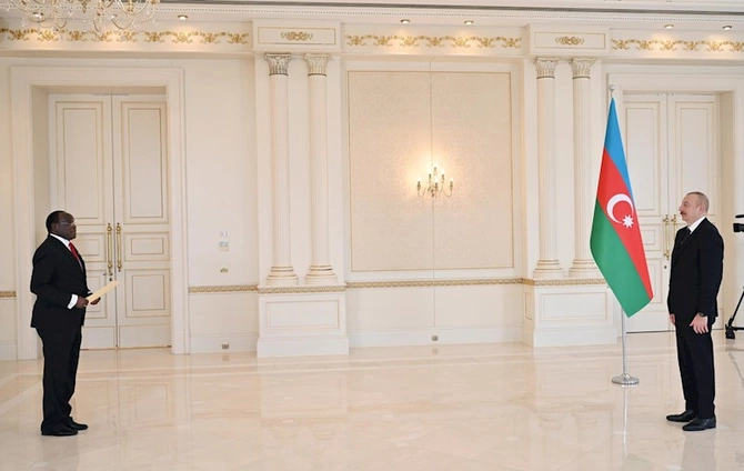 Prezident Namibiya səfirinin etimadnaməsini qəbul edib — FOTO