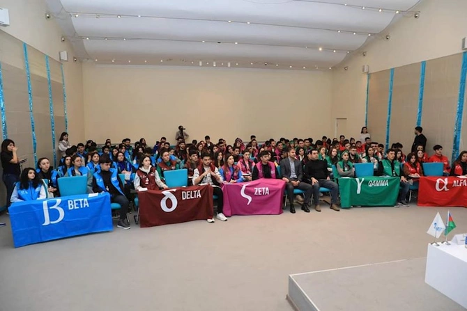 Gənc Liderlər üçün Qış Universitetinin dördüncü günü başa çatıb — FOTO Gənc Liderlər üçün Qış Universitetinin dördüncü günü başa çatıb — FOTO