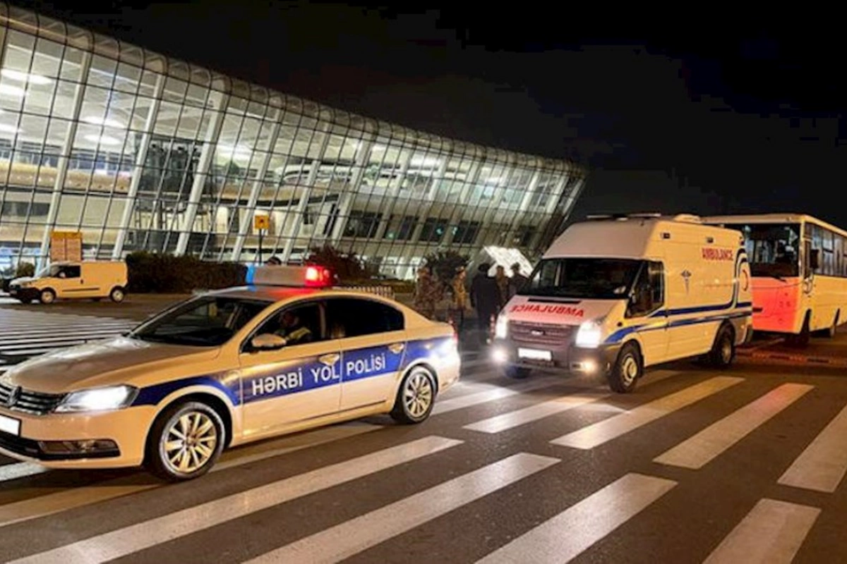 Prezidentin tapşırığı ilə bir qrup hərbi tibb personalı Türkiyəyə yola düşdü — FOTO