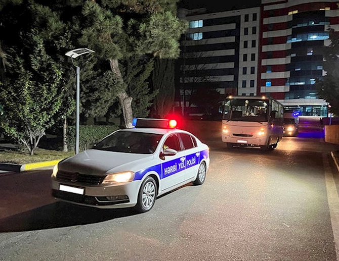 Prezidentin tapşırığı ilə bir qrup hərbi tibb personalı Türkiyəyə yola düşdü — FOTO Prezidentin tapşırığı ilə bir qrup hərbi tibb personalı Türkiyəyə yola düşdü — FOTO