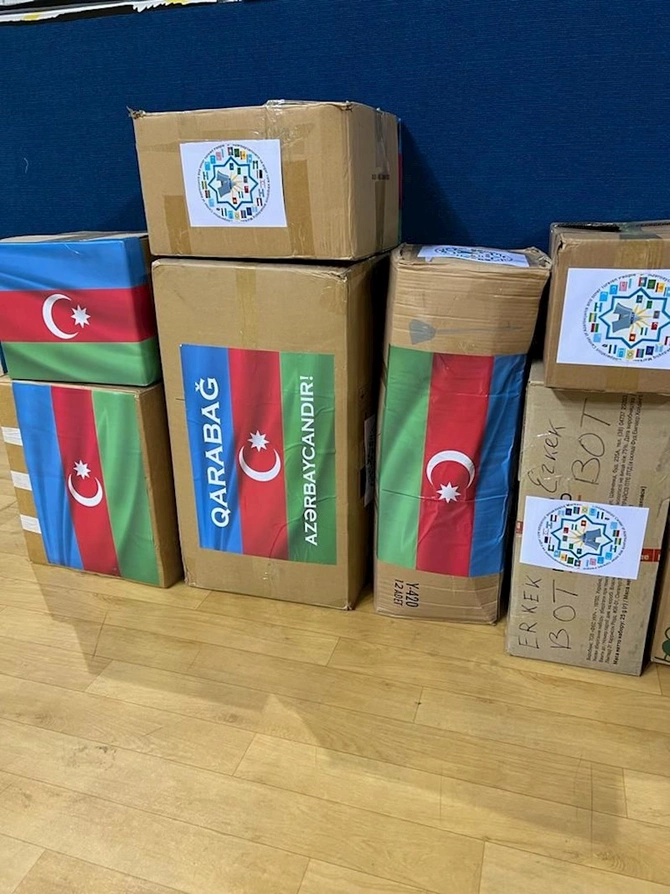 İctimai təşkilat Türkiyəyə yardımda nümunə göstərir — FOTOLAR İctimai təşkilat Türkiyəyə yardımda nümunə göstərir — FOTOLAR