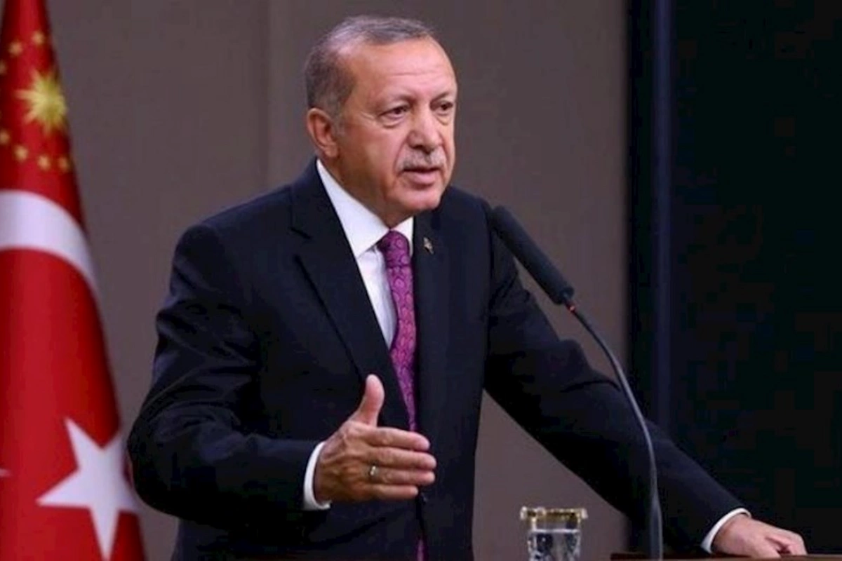Ərdoğan Kahramanmaraşda Azərbaycan xilasedicilərinin axtarış-xilasetmə işləri ilə tanış olub