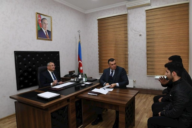 Rövşən Rzayev növbəti dəfə vətəndaşları qəbu etdi — FOTO