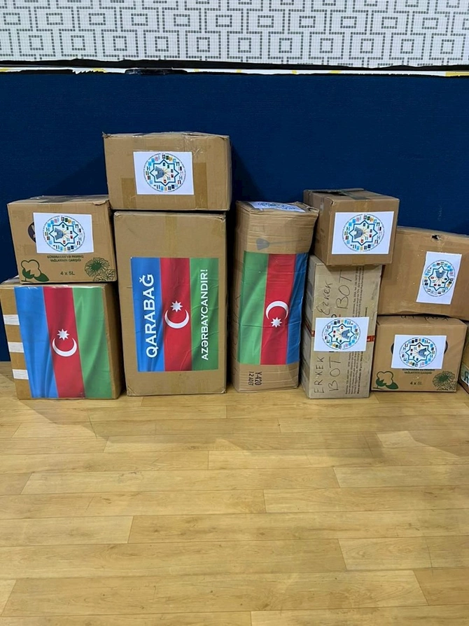 İctimai təşkilat Türkiyəyə yardımda nümunə göstərir — FOTOLAR İctimai təşkilat Türkiyəyə yardımda nümunə göstərir — FOTOLAR