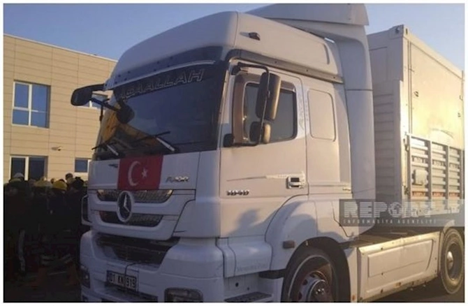 Azərbaycandan Türkiyəyə göndərilən mobil səhra hospitalı Kahramanmaraşa çatdı — FOTO