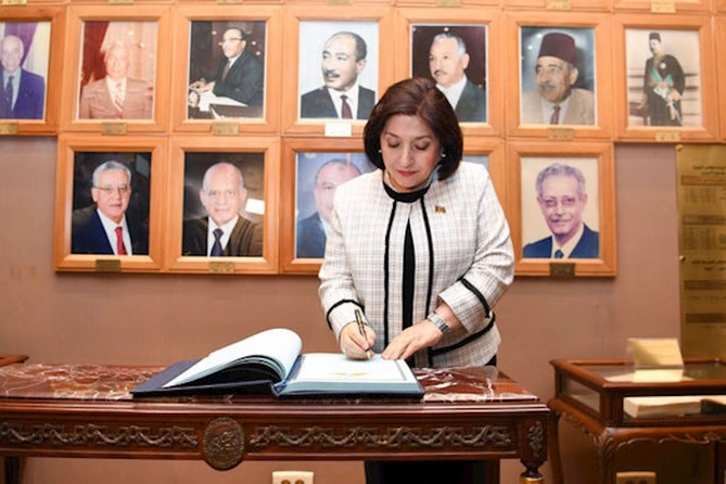 Sahibə Qafarova Misir Nümayəndələr Palatasının sədri ilə görüşüb — FOTO Sahibə Qafarova Misir Nümayəndələr Palatasının sədri ilə görüşüb — FOTO