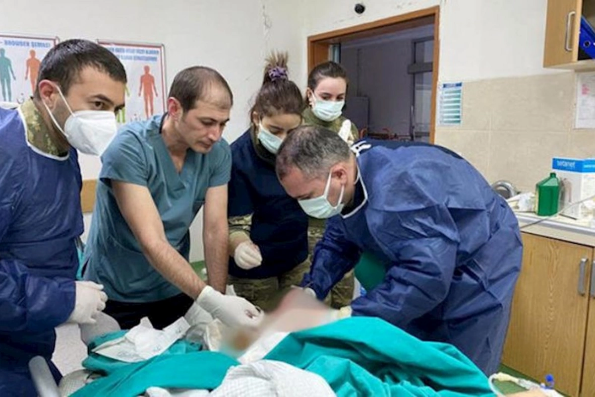 Hərbi tibb personalımız Kahramanmaraşda fəaliyyətə başlayıb — FOTO