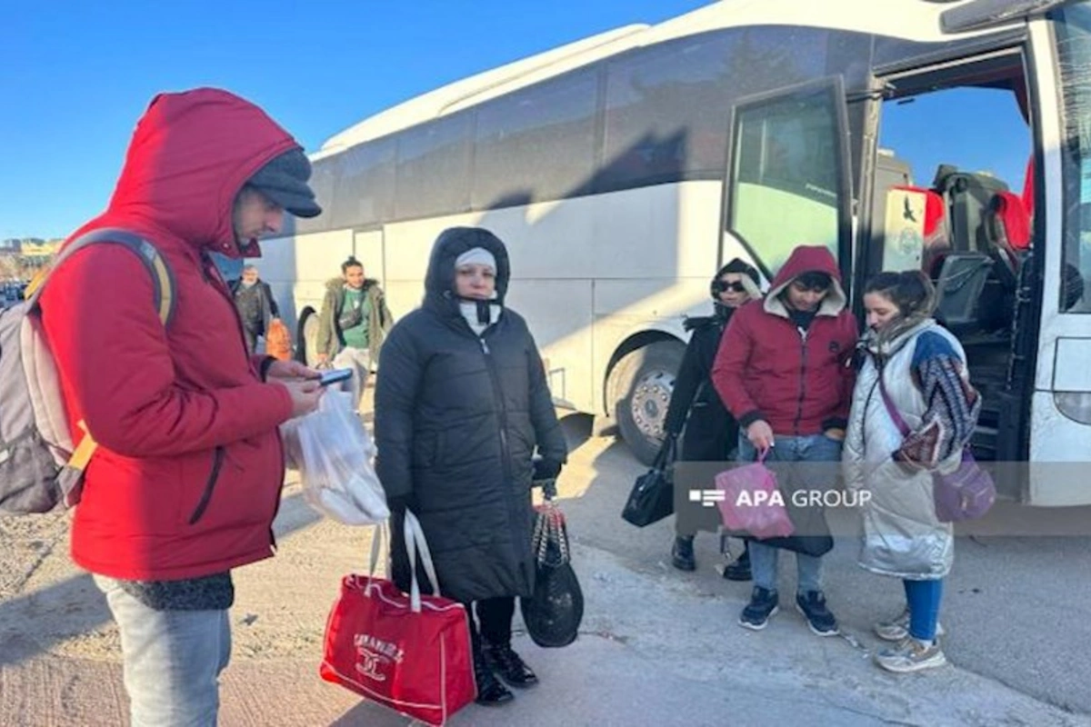 46 nəfər Adanadan avtobusla Azərbaycana yola düşüb