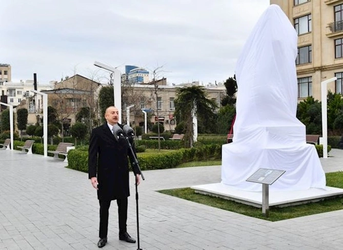 Prezident bəstəkar Tofiq Quliyevin abidəsinin açılışında — FOTO Prezident bəstəkar Tofiq Quliyevin abidəsinin açılışında — FOTO
