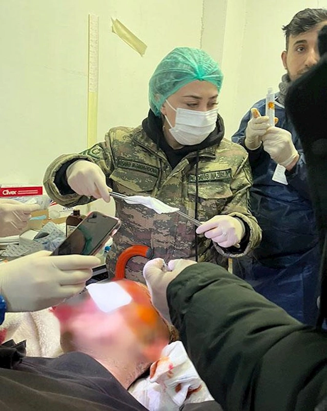 Azərbaycanın hərbi həkimləri Kahramanmaraşda 10 nəfəri əməliyyat edib
