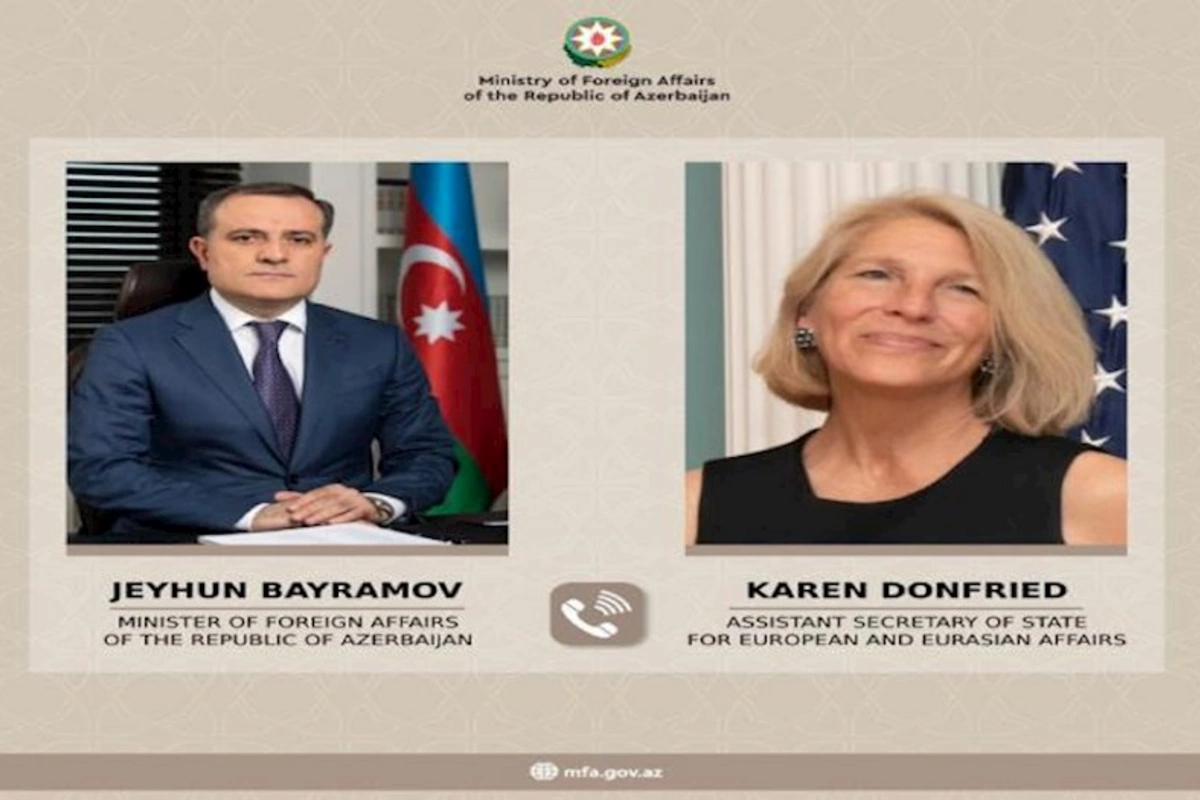 Ceyhun Bayramov ABŞ dövlət katibinin köməkçisi ilə danışdı