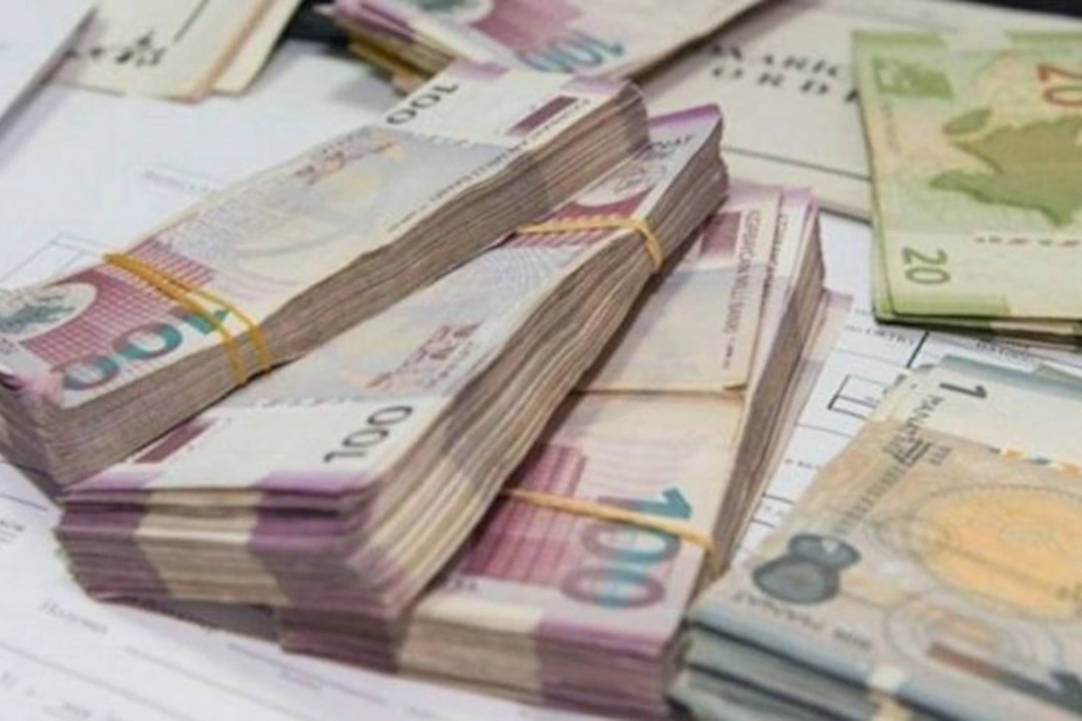 Onlara 937 milyon manat müavinət və təqaüd ödənildi