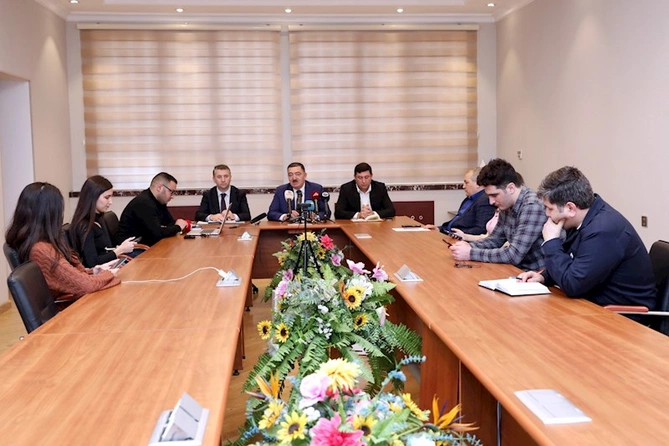 “Azəriqaz” İB-nin abonentlərinin və bu il qazlaşacaq yaşayış məntəqələrinin sayı açıqlandı — FOTO “Azəriqaz” İB-nin abonentlərinin və bu il qazlaşacaq yaşayış məntəqələrinin sayı açıqlandı — FOTO