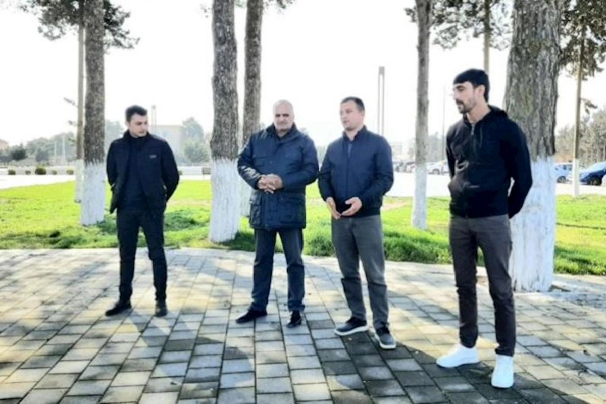 Bölgələrdə vətəndaşlarla görüşlər keçirilir, problemləri yerindəcə dinlənilir — FOTOLAR