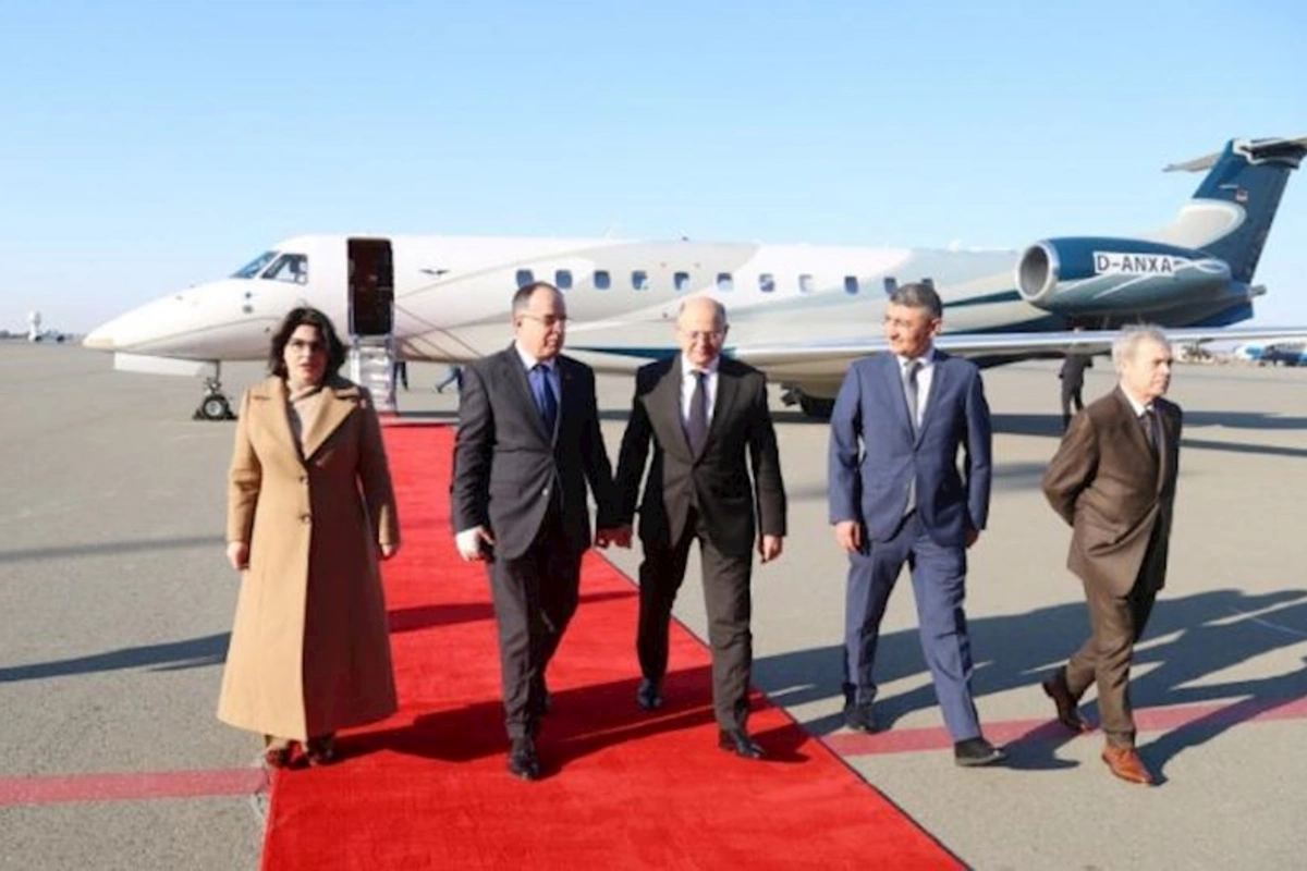 Albaniya Prezidenti Azərbaycana gəldi