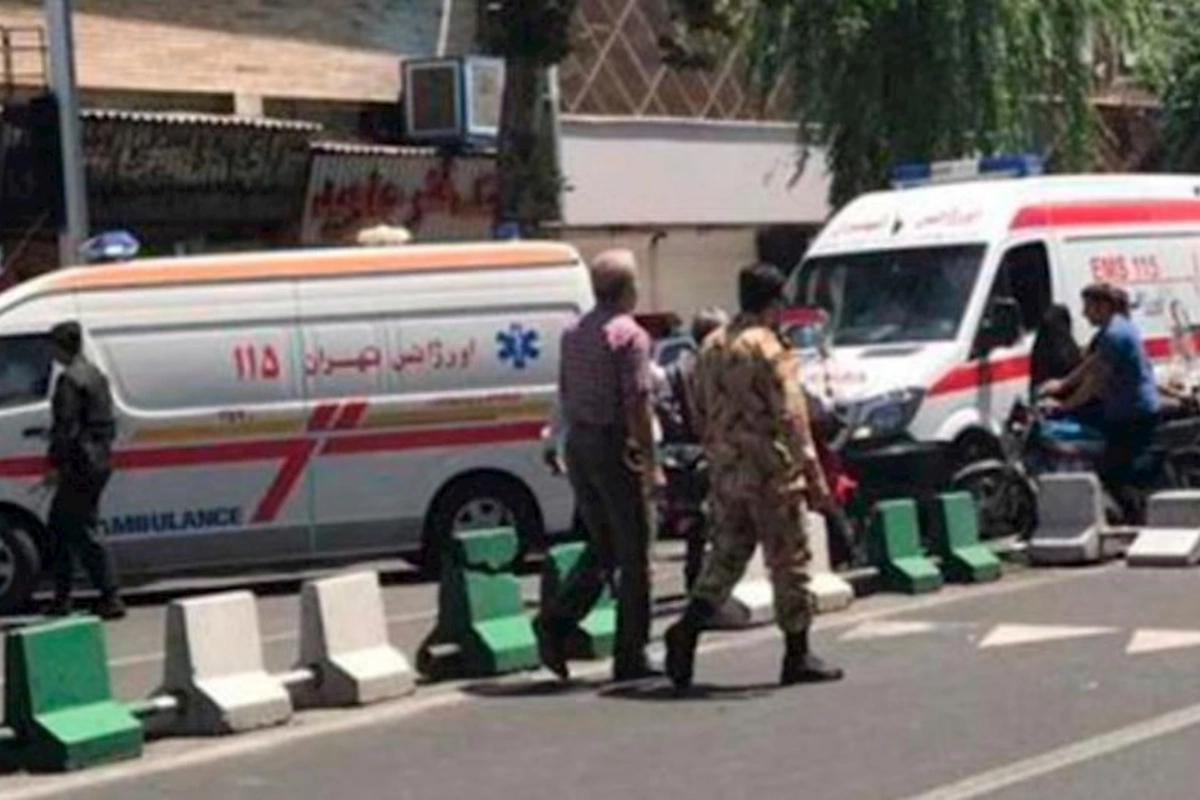 İranda 3 ayda 5 min şagird zəhərləndi