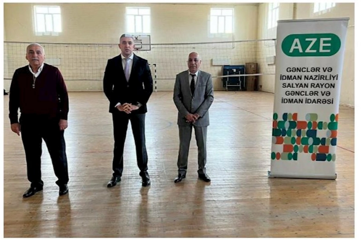 Salyanda Heydər Əliyevin 100 illik yubileyinə həsr edilmiş voleybol turniri keçirilib — FOTOLAR