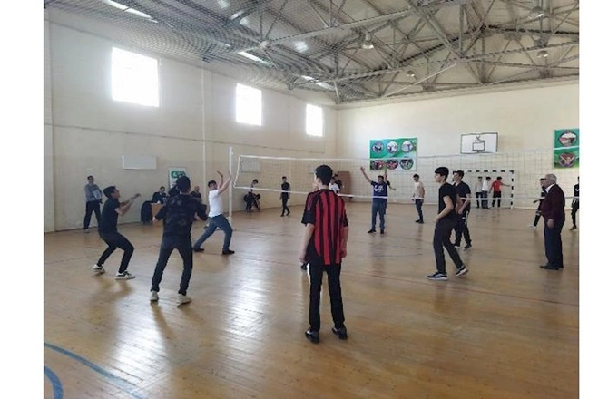 Salyanda Heydər Əliyevin 100 illik yubileyinə həsr edilmiş voleybol turniri keçirilib — FOTOLAR Salyanda Heydər Əliyevin 100 illik yubileyinə həsr edilmiş voleybol turniri keçirilib — FOTOLAR