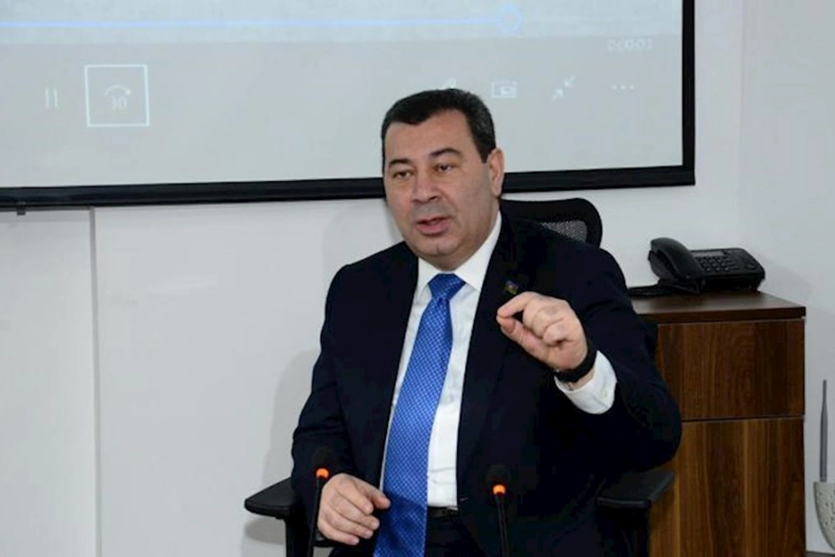 Səməd Seyidov: Qarabağda yaşayan ermənilərlə ünsiyyət qurmaq, əlaqəyə girmək istəyirik