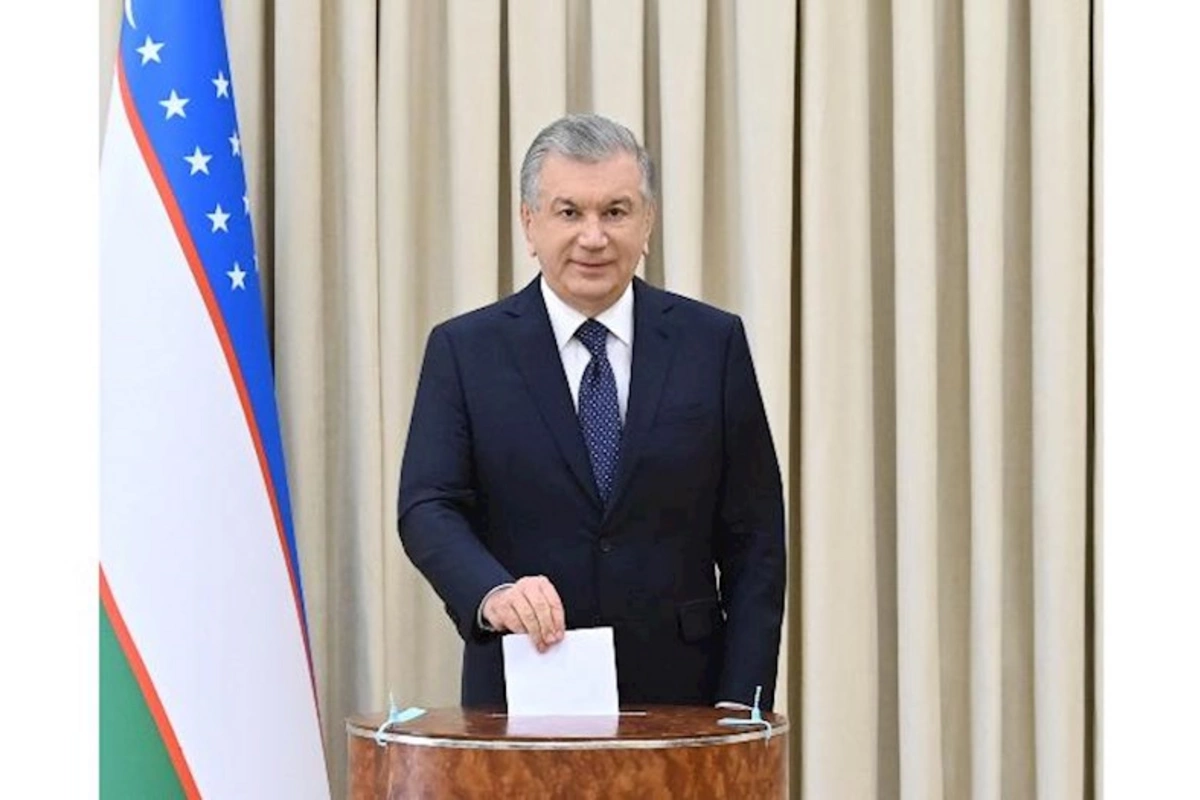 Özbəkistanda prezidentin səlahiyyət müddəti 7 ilədək artırılır
