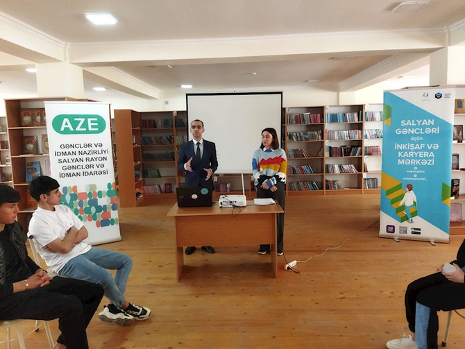 Salyanda Məktəblilərin karyera planlaması və şəxsi inkişaf mövzusunda təlim keçirildi