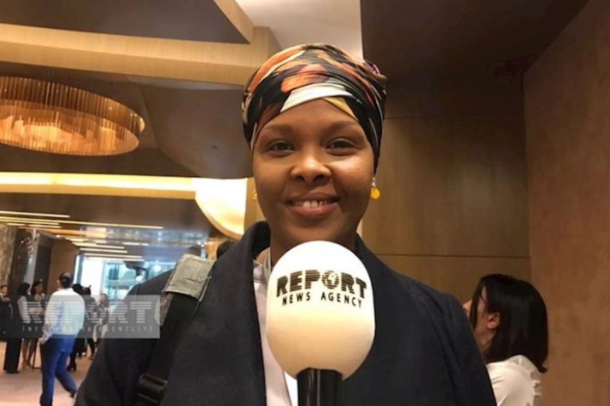 İdil Osman: “Fransa islam ideyalarına və müsəlman dünyasına qarşı mübarizə aparır”