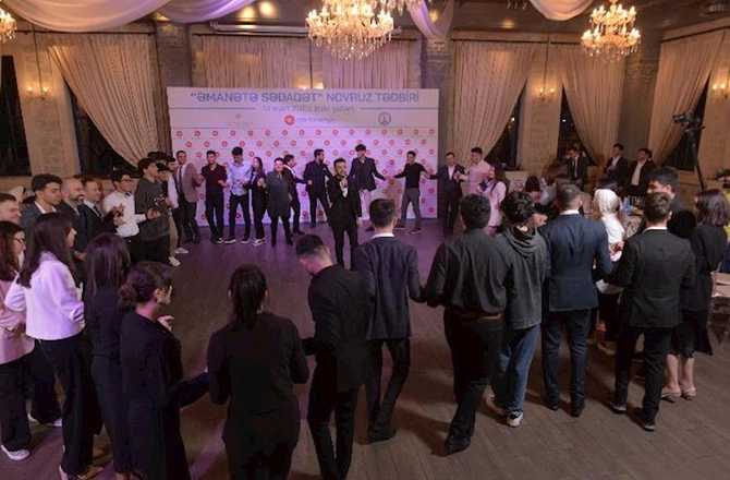“Azərlotereya”nın şəhid övladları ilə “Novruz” görüşü — FOTO “Azərlotereya”nın şəhid övladları ilə “Novruz” görüşü — FOTO
