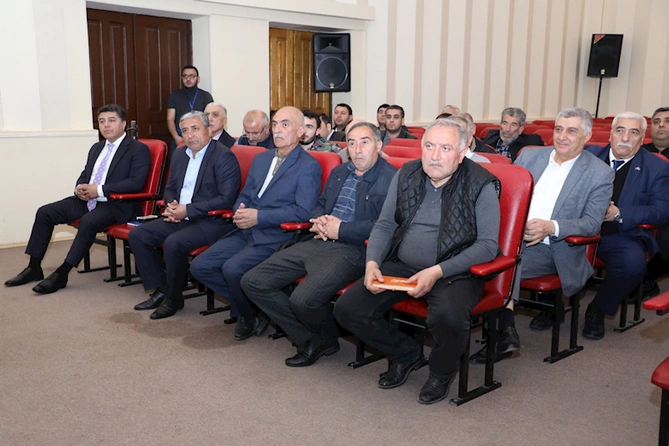 SOCAR “Azəriqaz” İB-də podratçılarla görüş keçirildi SOCAR “Azəriqaz” İB-də podratçılarla görüş keçirildi